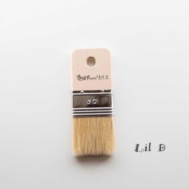 2 Lil Dusty Blending Brush - Paint Pixie Diy Shizzle Design