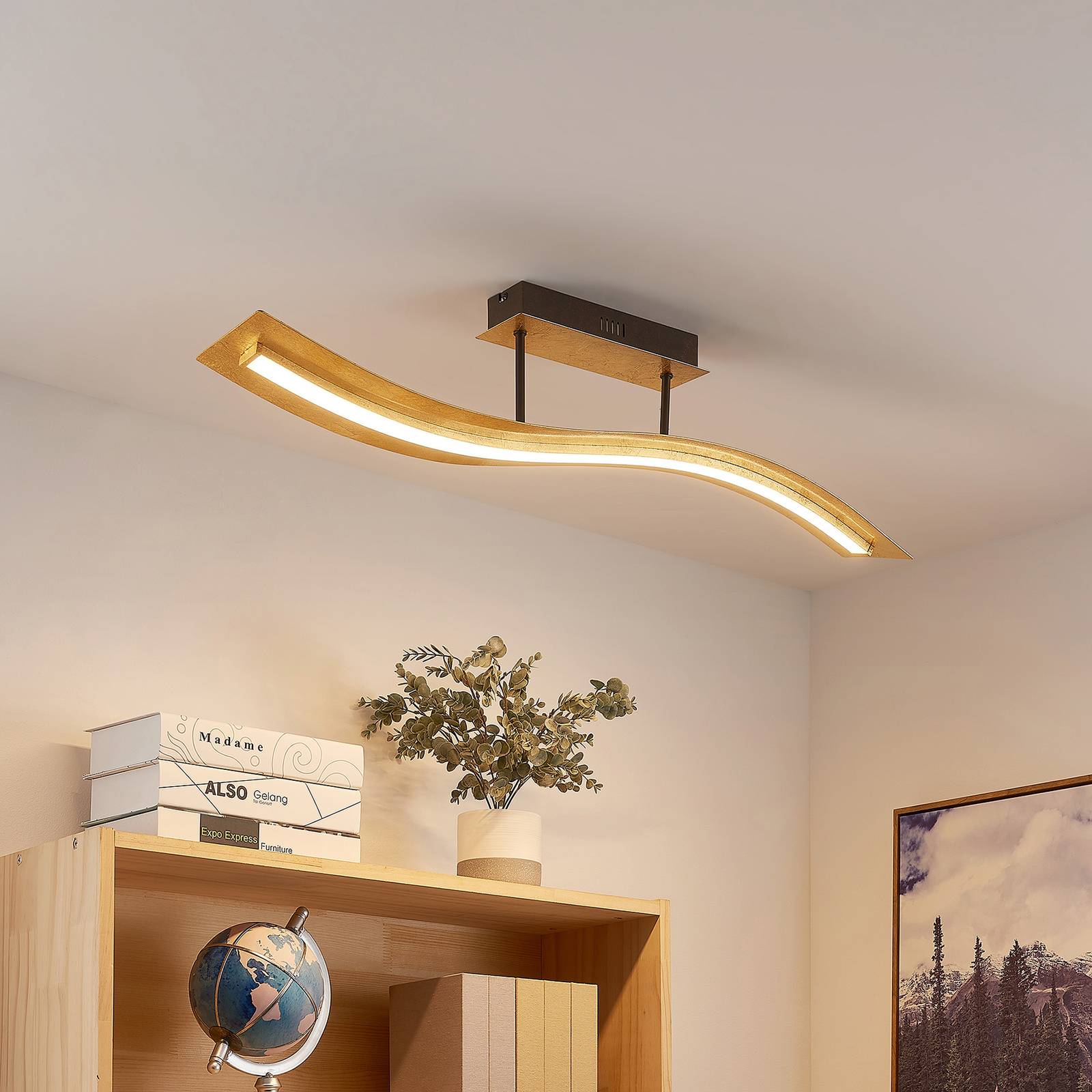 Lindby Larisa -LED-kattovalaisin, aallotettu muoto