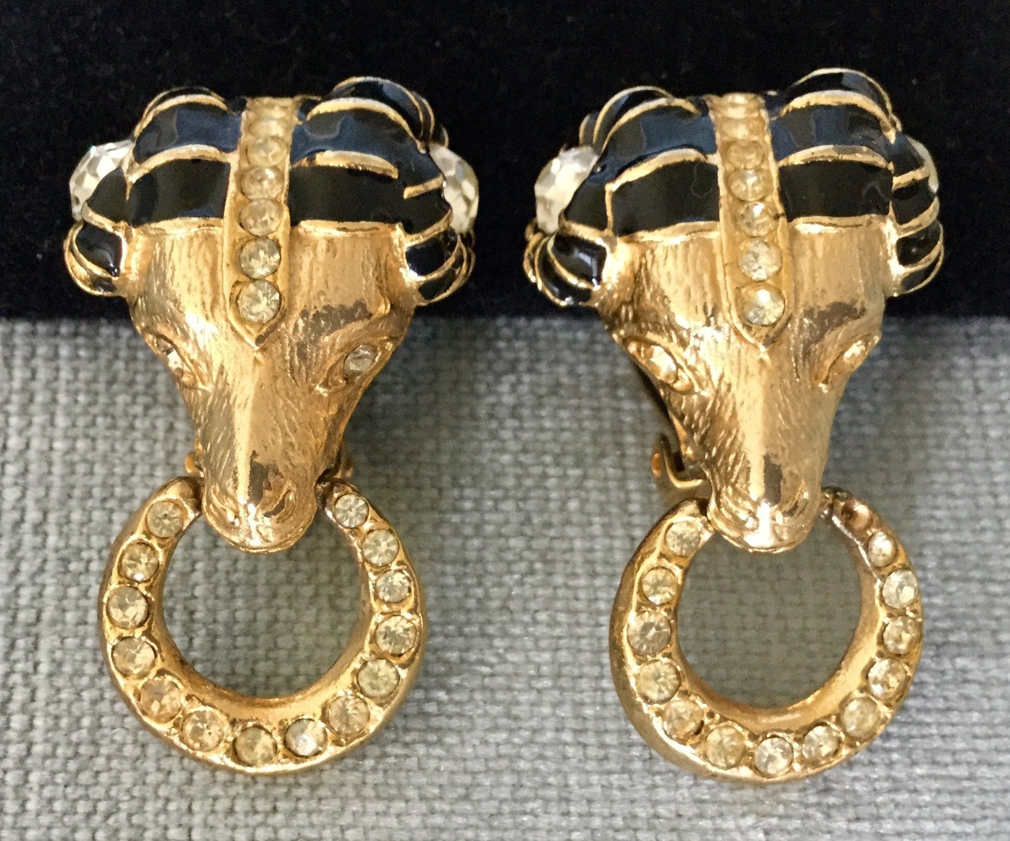 Chic Gay Boyer Signed Art Deco Ram's Head Doorknocker Enameled Jeweled Earrings Diamant Crystals Gold Metal Vintage Designer Runway Couture