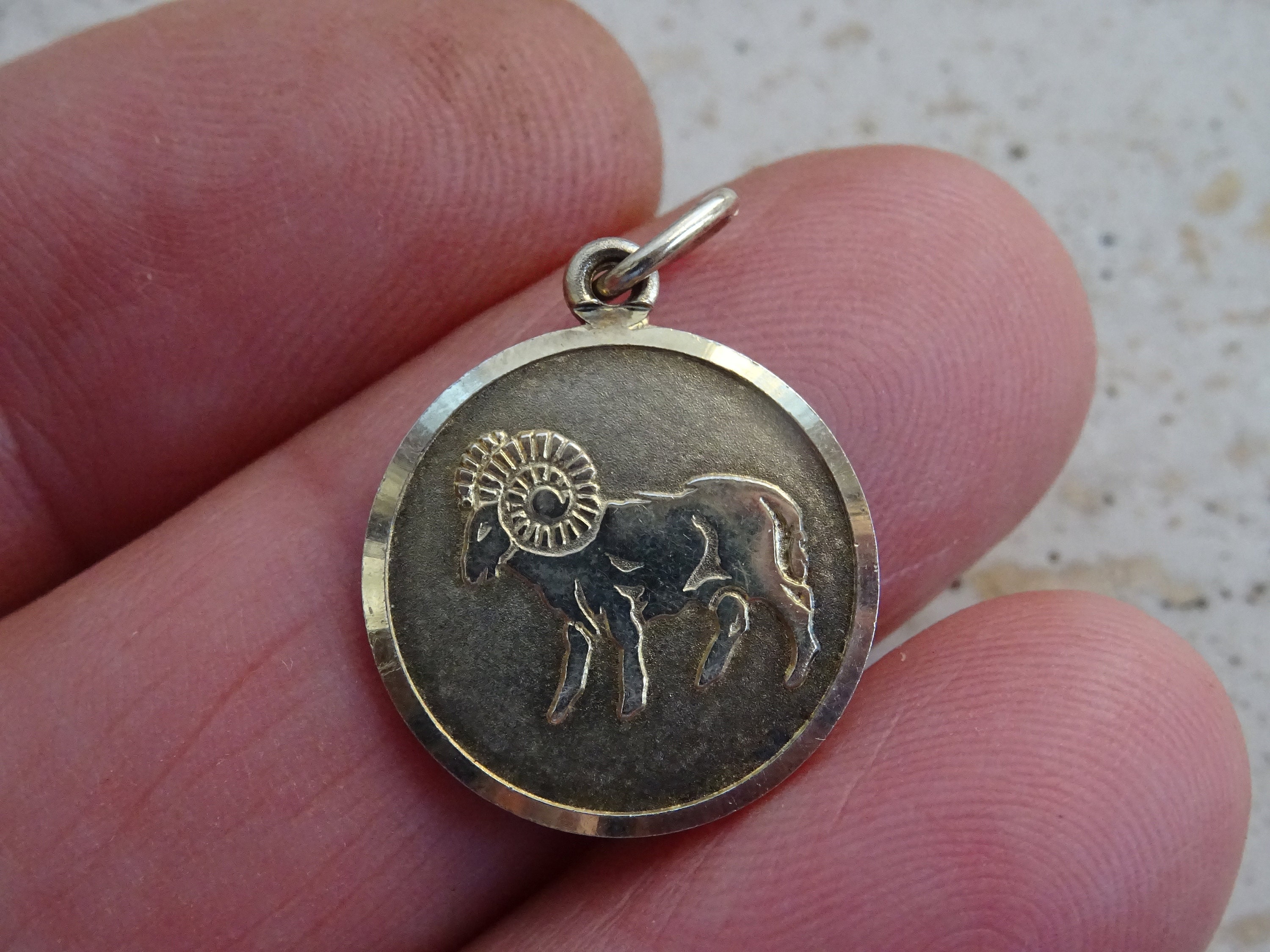 Vintage Silver Plated Zodiac Constellation Medal Pendant Charm Medallion Sign Of Aries. | Ram C 15