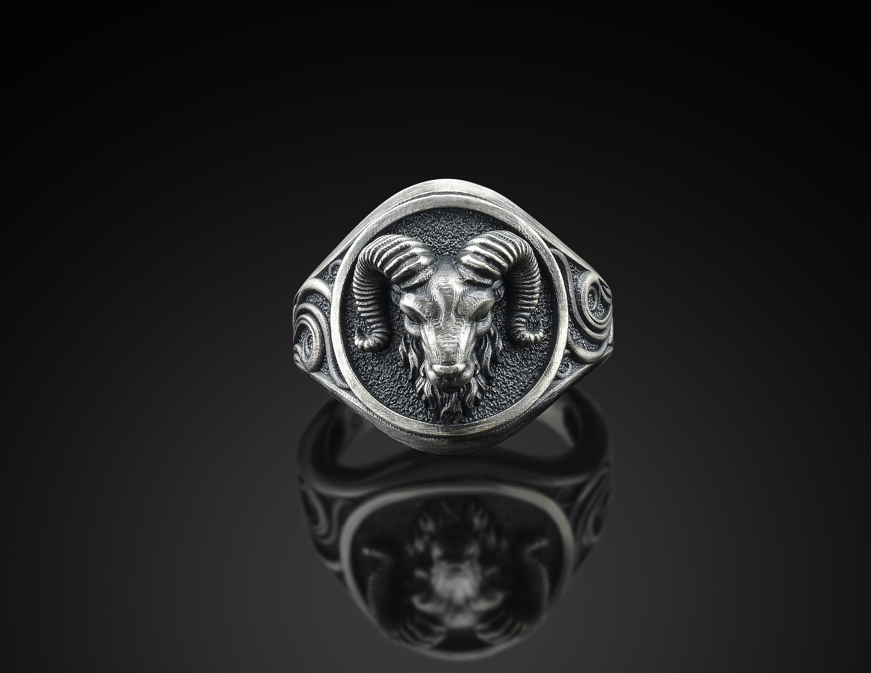 Handmade Aries Ram Sterling Silver Men's Signet Ring, Zodiac Boho 925 Man Animal Majestic Jewelry, Ring For Mens