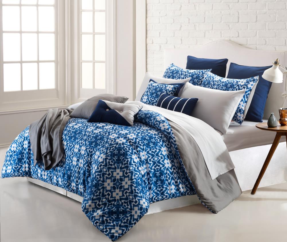 Amrapur Overseas Shibori Multi Abstract Reversible Queen Comforter (Blend with Polyester Fill) | 316CMFSG-IKT-QN