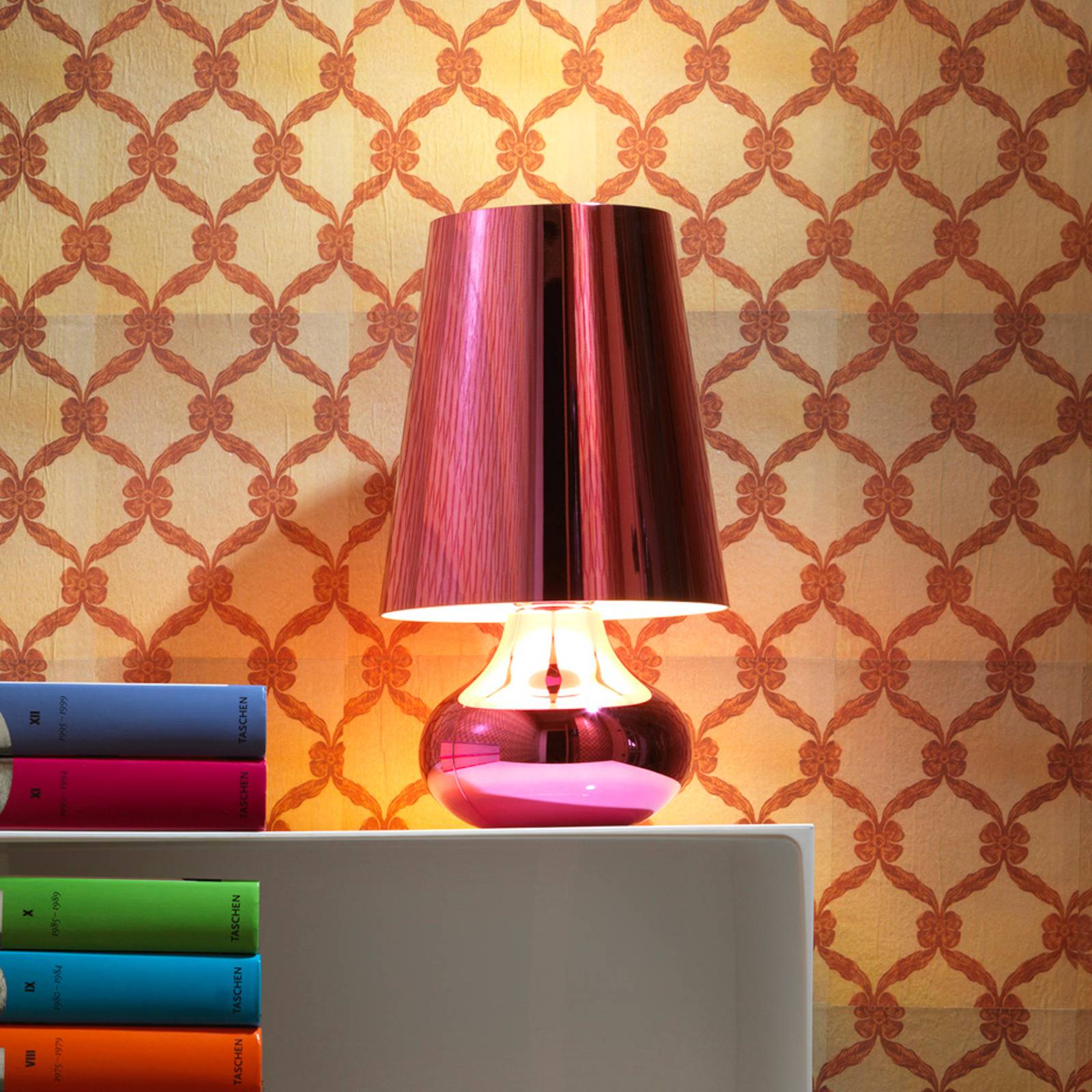 Cindy-yöpöytälamppu, LED, pinkki metalli