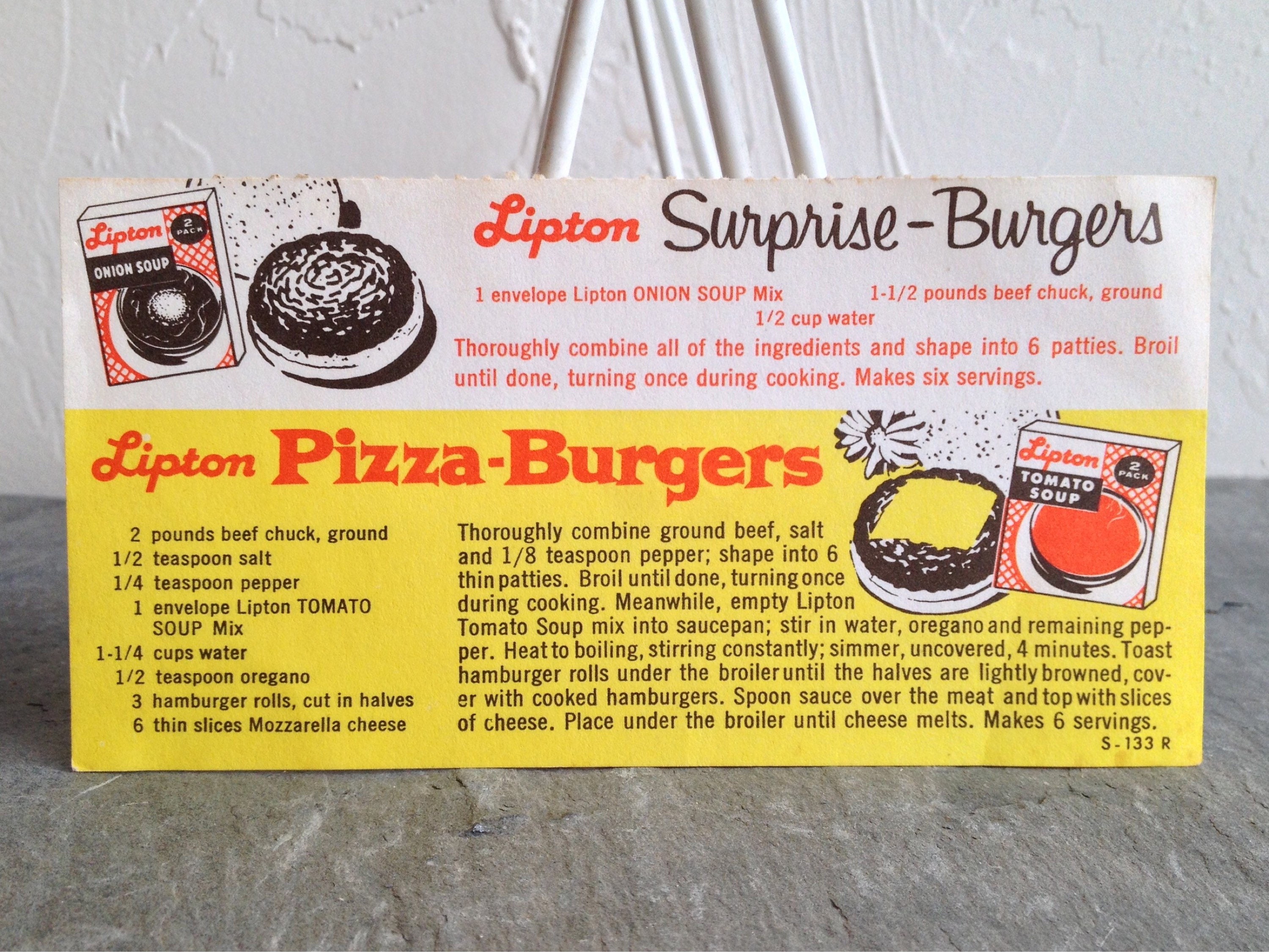 Lipton Pizza Burgers - Surprise Recipe Card