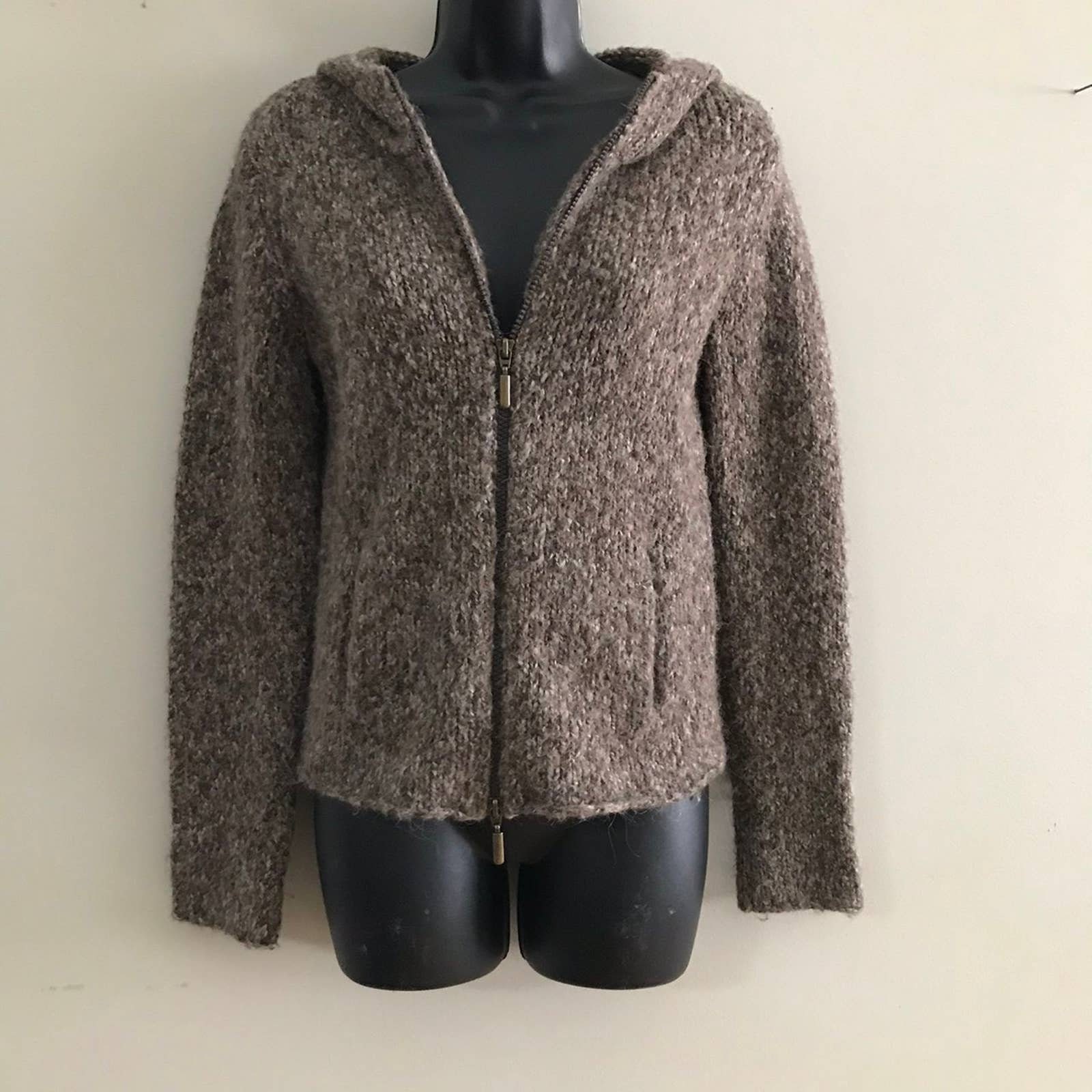 Paraphrase Wool Blend Sweatshirt Hoodie in A Soft Heathered Brown, Size Petite Small, Small Sweater, Zip Up Sweater