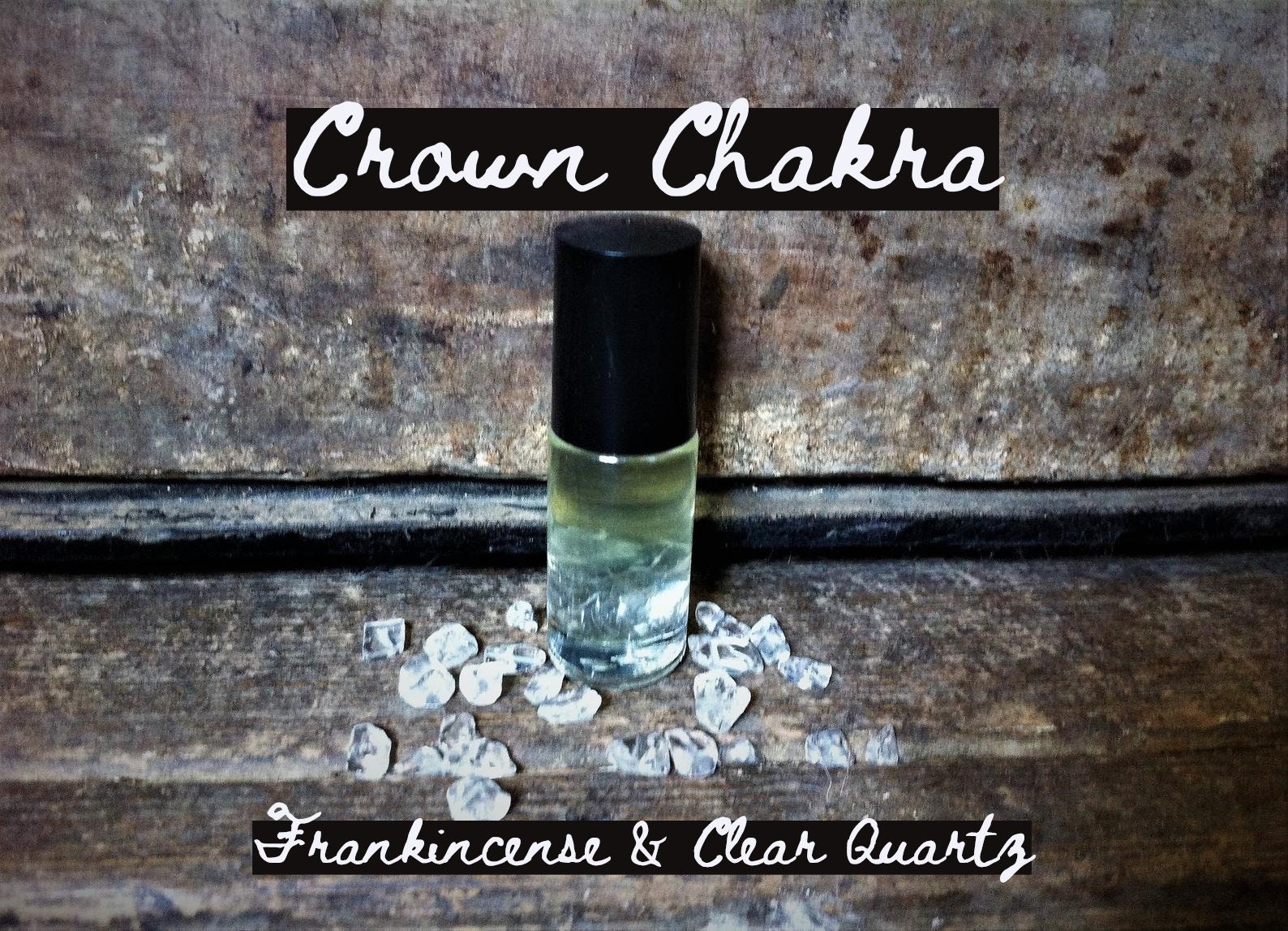 Crown Chakra Balancing Roller Blend/Frankincense Essential Oil Infused With Clear Quartz Gemstone Chips Charged