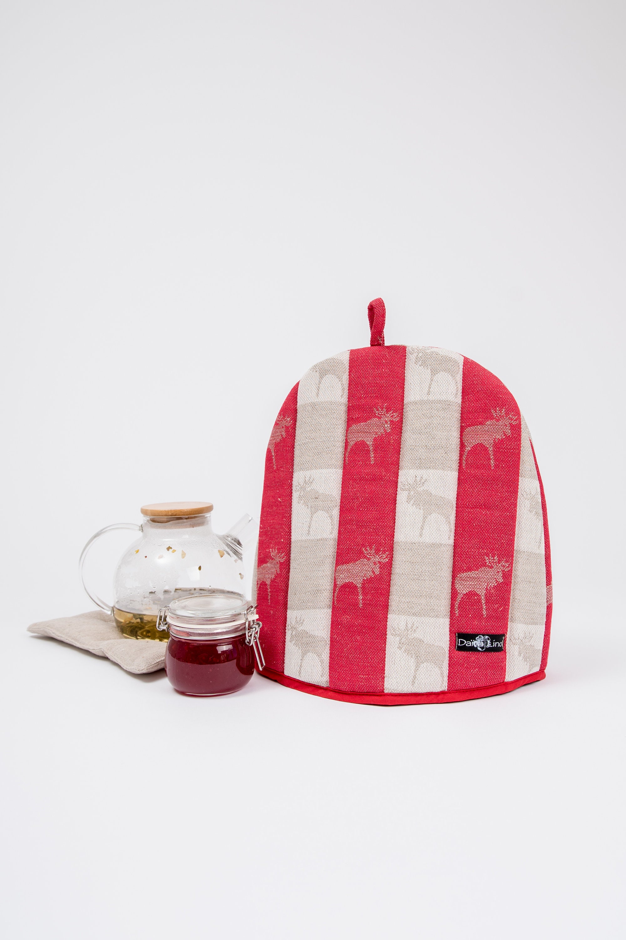 Linen Blend Tea Pot Cozy With A Loop & Christmas Moose Pattern