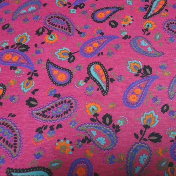 1980S Vintage Poly Cotton Blend Knit Dress Making Fabric in Hot Pink With Paisley Print, Cranston By The Yard, 60 In. Home Sew