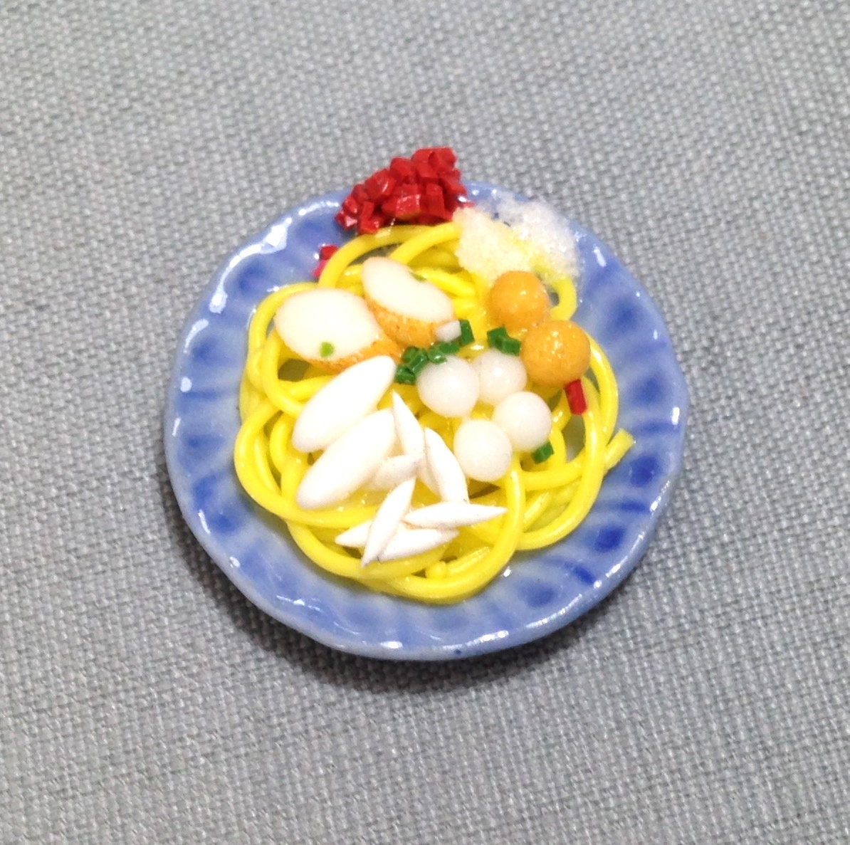 Miniature Dollhouse Seafood Fish Spaghettis Noodles Clay Polymer Tiny Food Supply Cute Small Dish Plate Ceramic Jewelry Supplies Decor 1/12