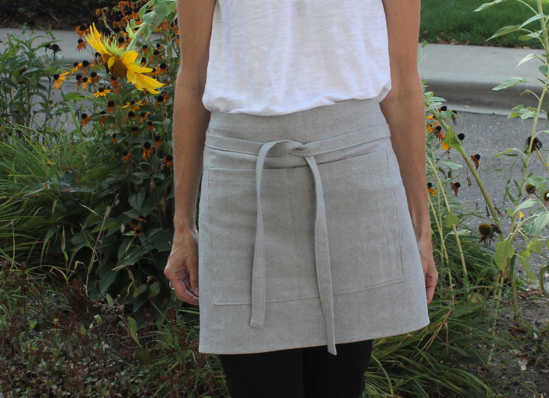 Half Apron in Gray Linen Cotton Blend, Apron, Kitchen With Pockets, Chef's