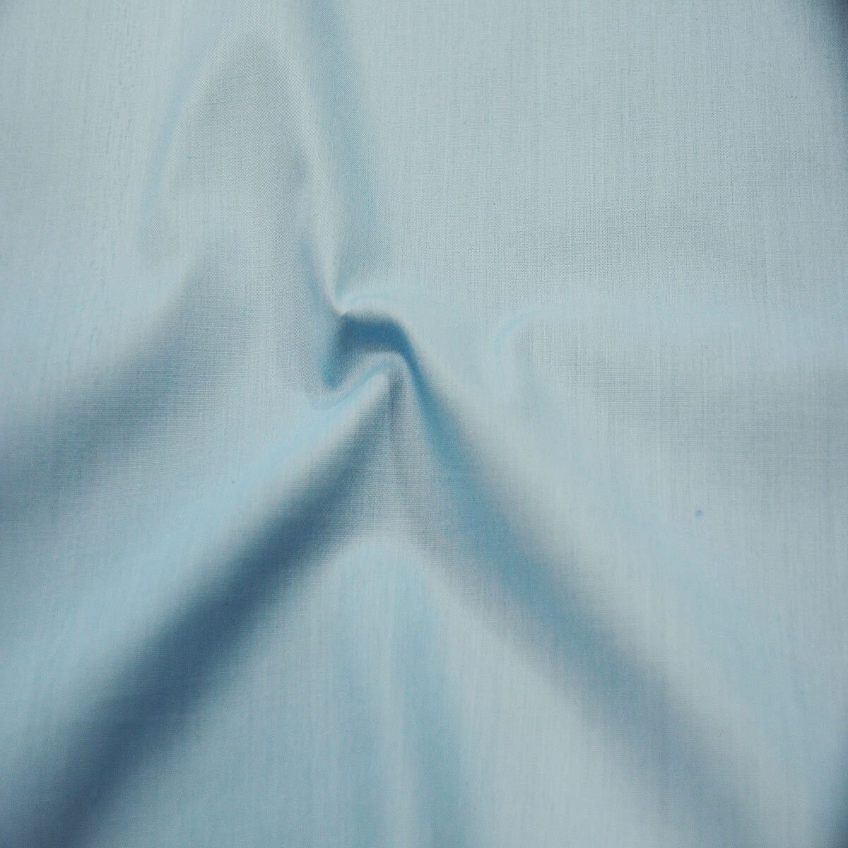 60 Wide Premium Cotton Blend Poly-Cotton Broadcloth Fabric By The Yard - Baby Blue
