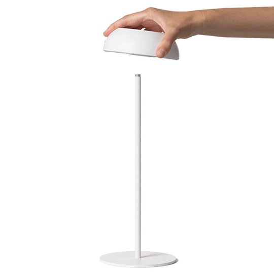 Axolight Float LED-designer-pöytälamppu, valkoinen