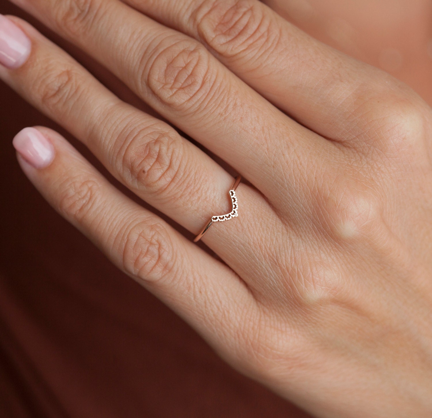 Delicate Rose Gold Wedding Band, Lace Ring V Shaped, Stacking Wedding Ring In