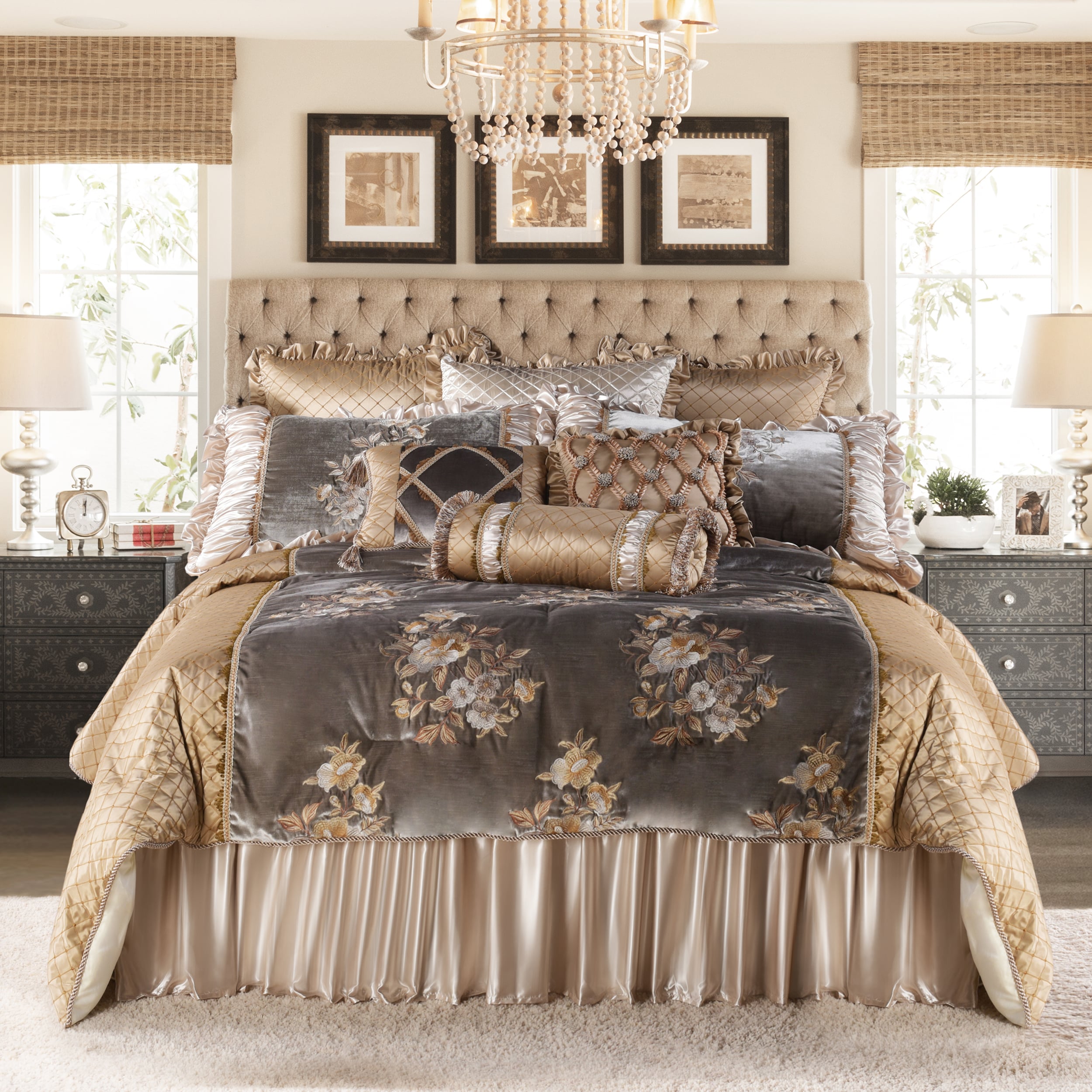 Jennifer Taylor Home Legacy Gray Gold Floral King Comforter (Blend with Polyester Fill) | 2866-685