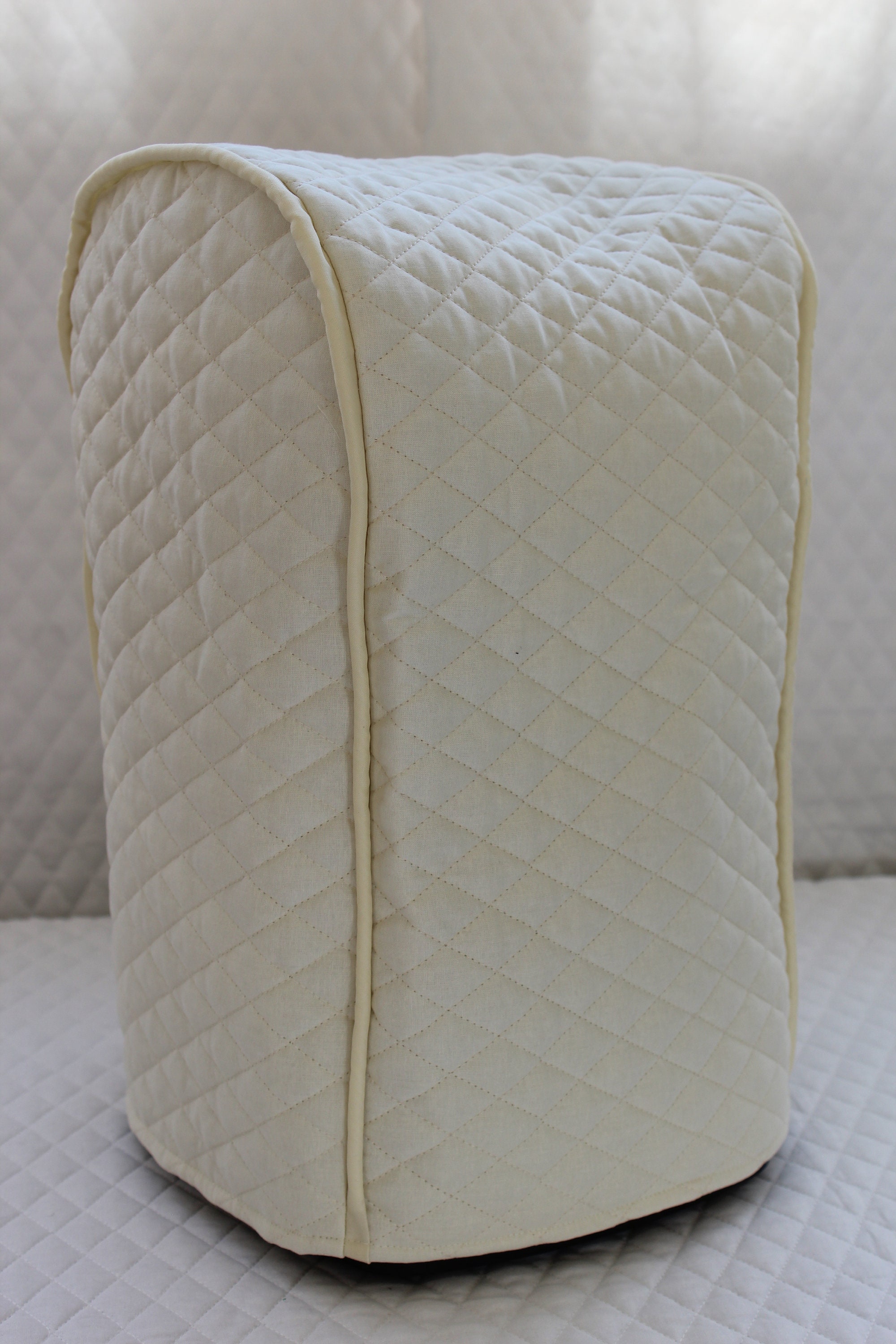 Cream Quilted Blender Cover