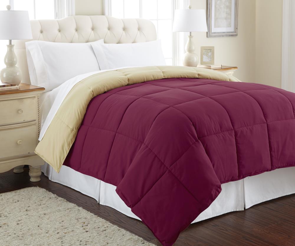 Amrapur Overseas Reversible down alternative comforter Multi Solid Reversible Queen Comforter (Blend with Polyester Fill) | 2DWNCMFG-AWT-QN