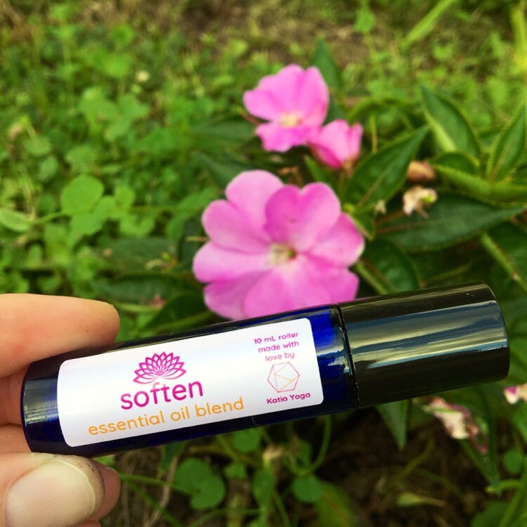 Soften Essential Oil Blend - Calming Essential Oil Emotional Balance- Anxiety Oils- Peace Calming Yoga