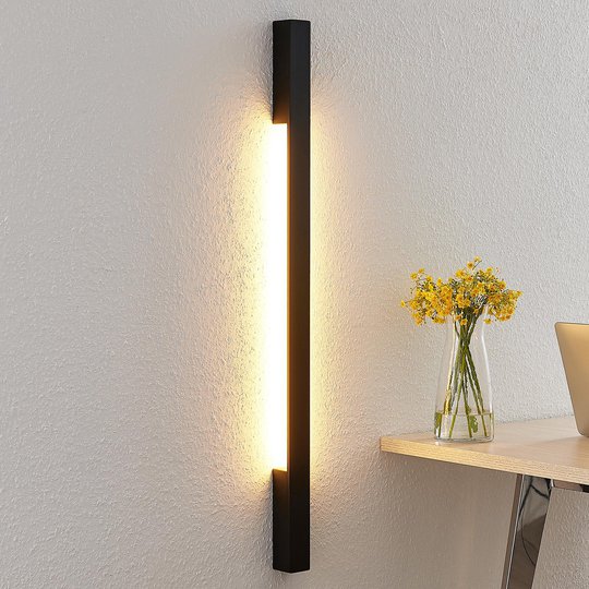 Arcchio Ivano -LED-seinävalaisin 91 cm, musta