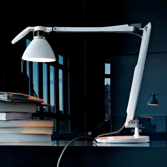 Fortebraccio-LED-työpöytälamppu LEDillä valkoinen