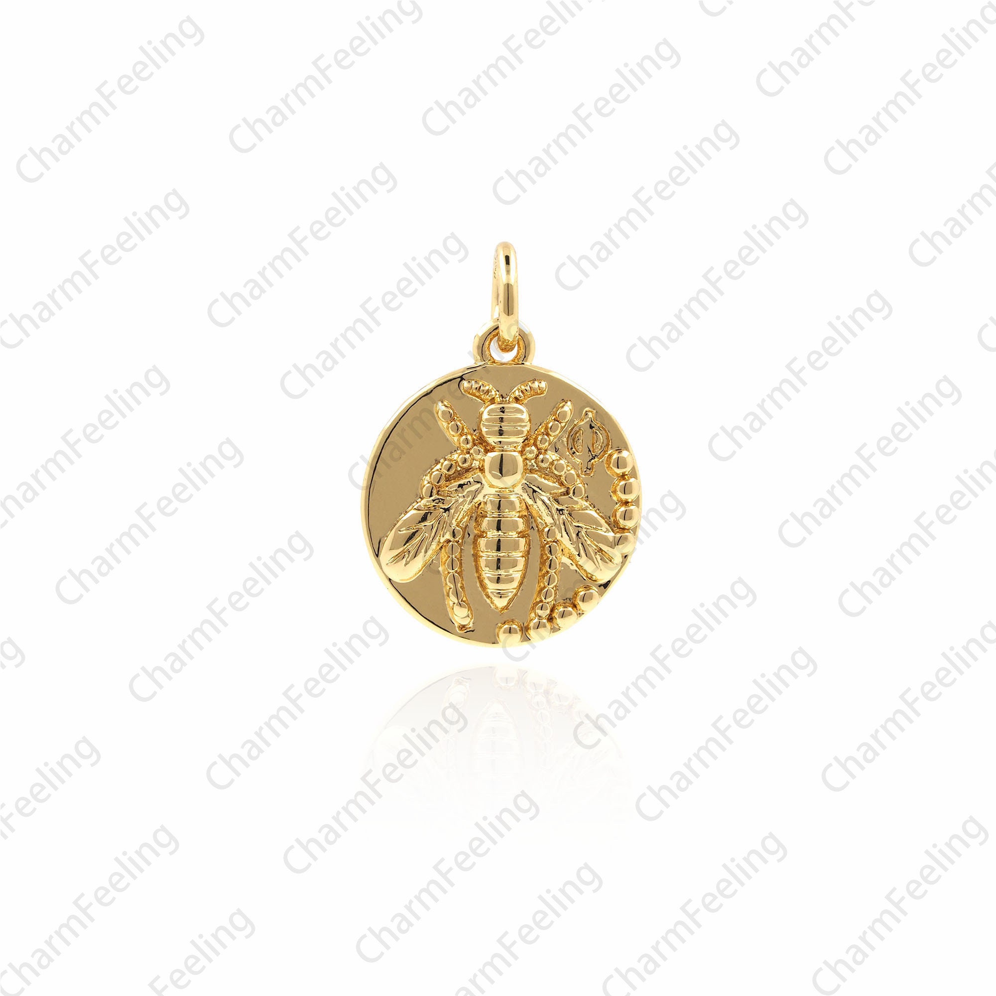 18K Gold Disc Bee Pendant , Bee Charminsect Pendant, Round Necklace Charms 18.3x12.6x2.7mm 1Pcs
