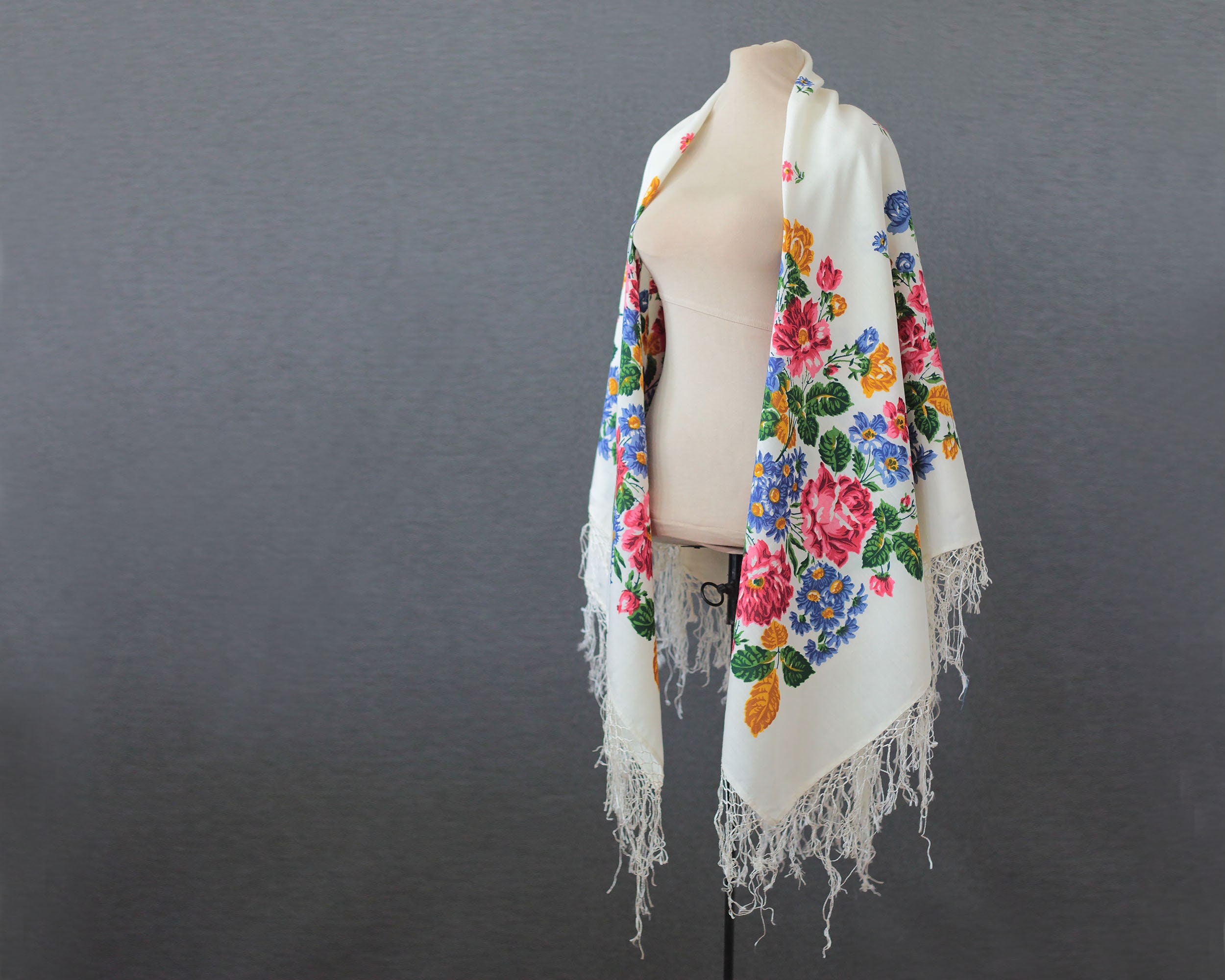 Silk Russian Shawl As Is, Blend Shawl, Tasseled White Summer Floral & Pink, Poppies Field, Piano