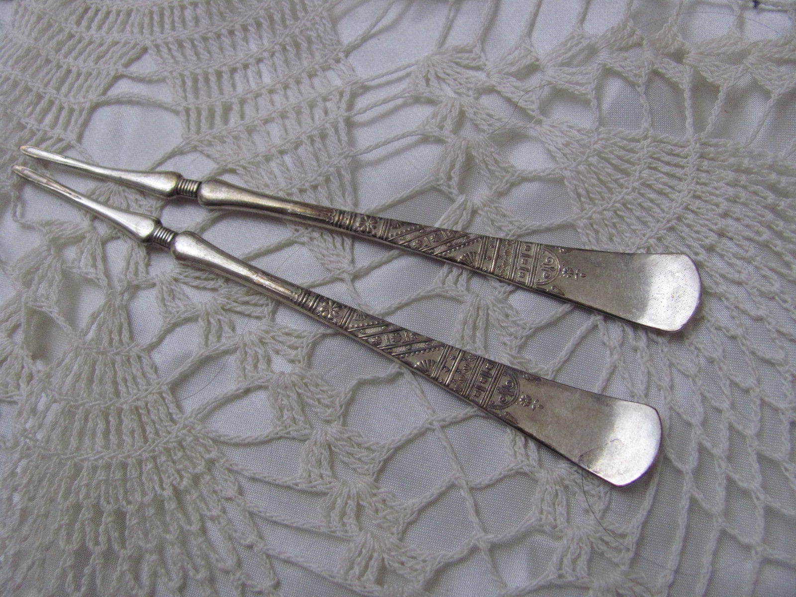 Set Of 2 Antique Silver Plate Nut Picks Seafood - Coronet 1882 Pattern
