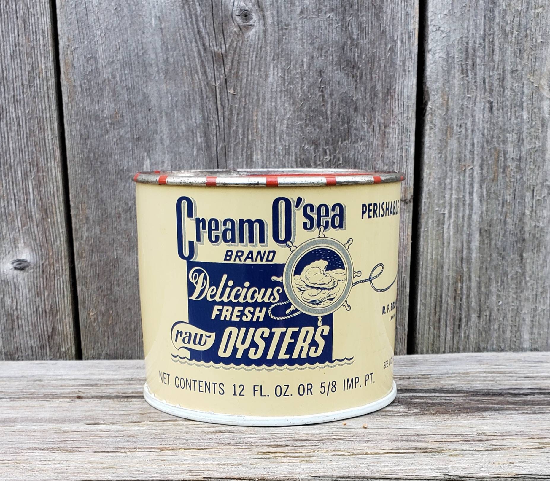 Cream O'sea Brand 12 Ounce Size Oyster Tin Advertising Can Lansing Michigan - Seafood Country Store Beach Cottage Decor