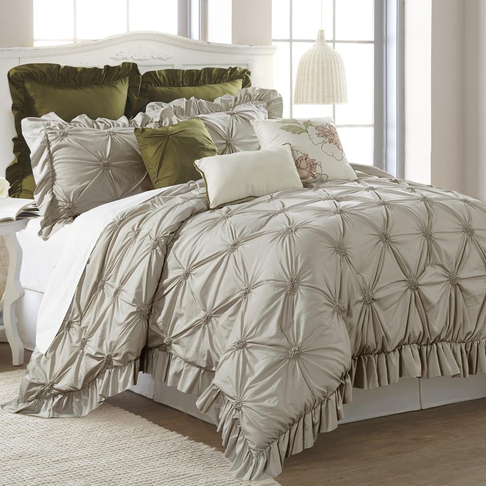 Amrapur Overseas Caroline comforter set Multi Multi Reversible King Comforter (Blend with Polyester Fill) | 38EBJQCF-CRO-KG