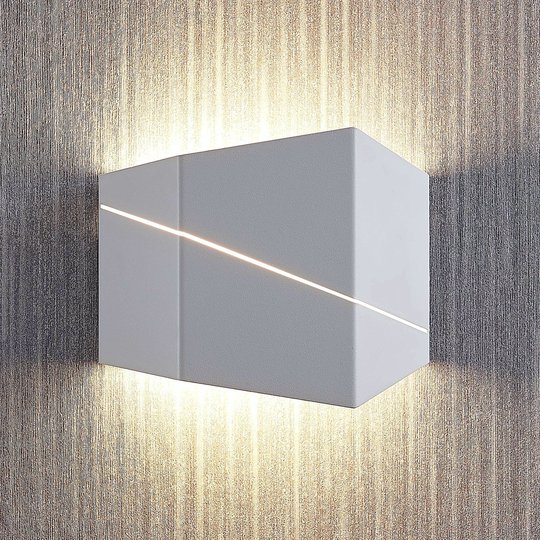 LED-seinävalaisin Nikolae, 18 cm, valkoinen