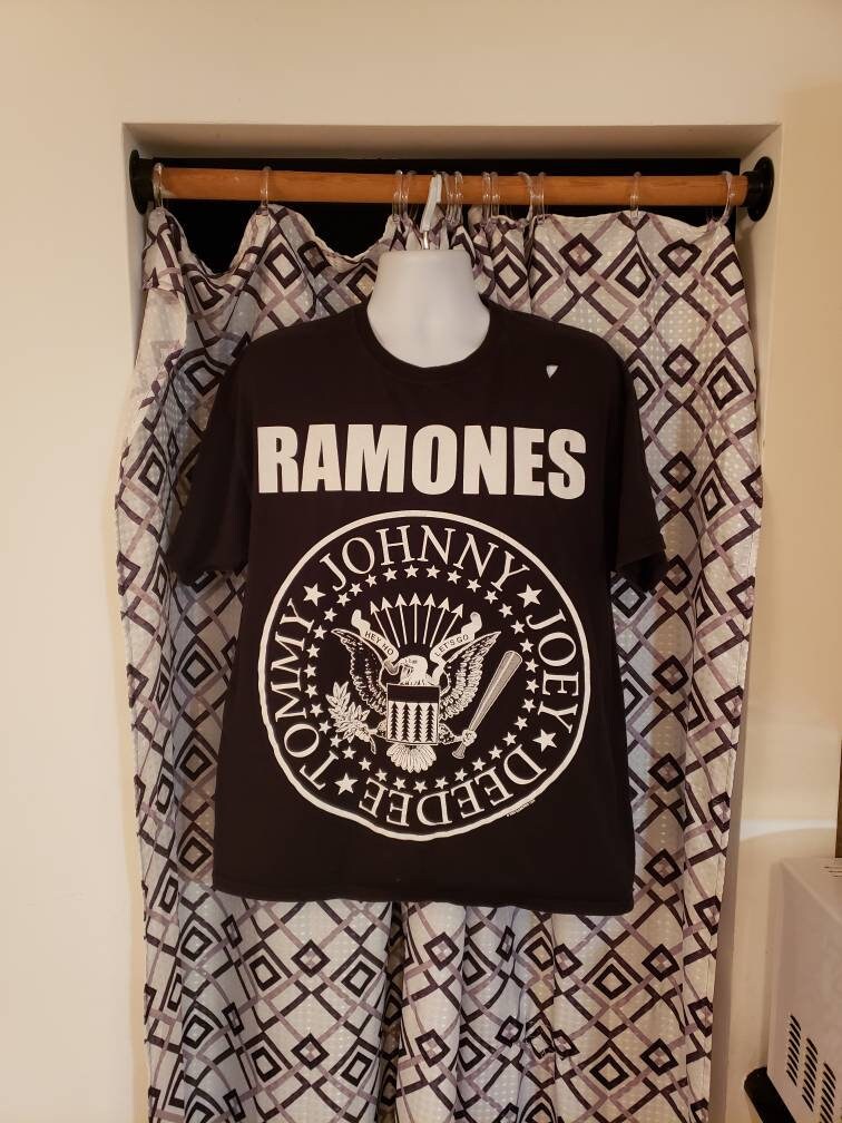 Ramones Punk Band Xl T-Shirt