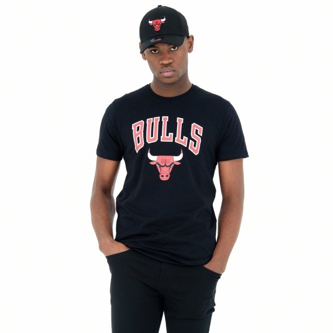 New Era NBA Chicago Bulls Team Logo T-Shirt Size: Small