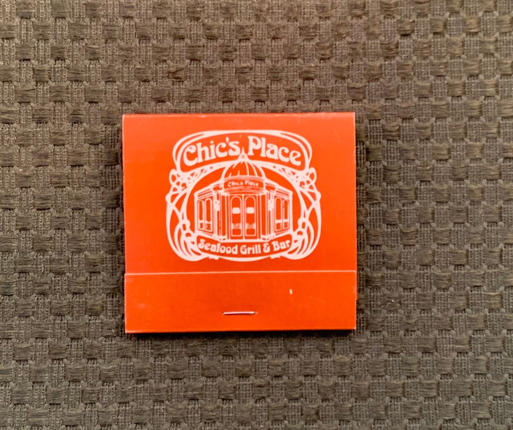 Vintage Matchbook, Chics Place, Seafood Restaurant, Pier 39, San Francisco, with 30 Match Sticks, Free Ship in Usa