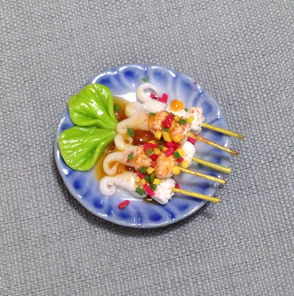 Miniature Dollhouse Bbq Squids Sticks Wood Seafood Brochettes Clay Polymer Food Supply Small Dish Plate Ceramic Jewelry Supplies Decor 1/12