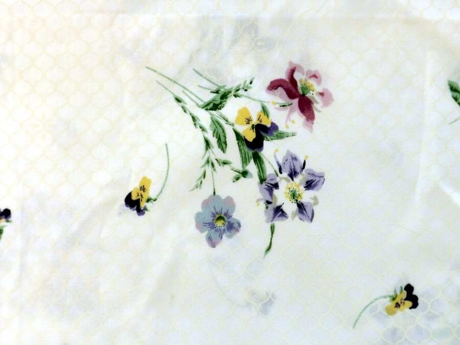 Fabric Cotton Blend White Violet Floral Decorator Yardage Sheet