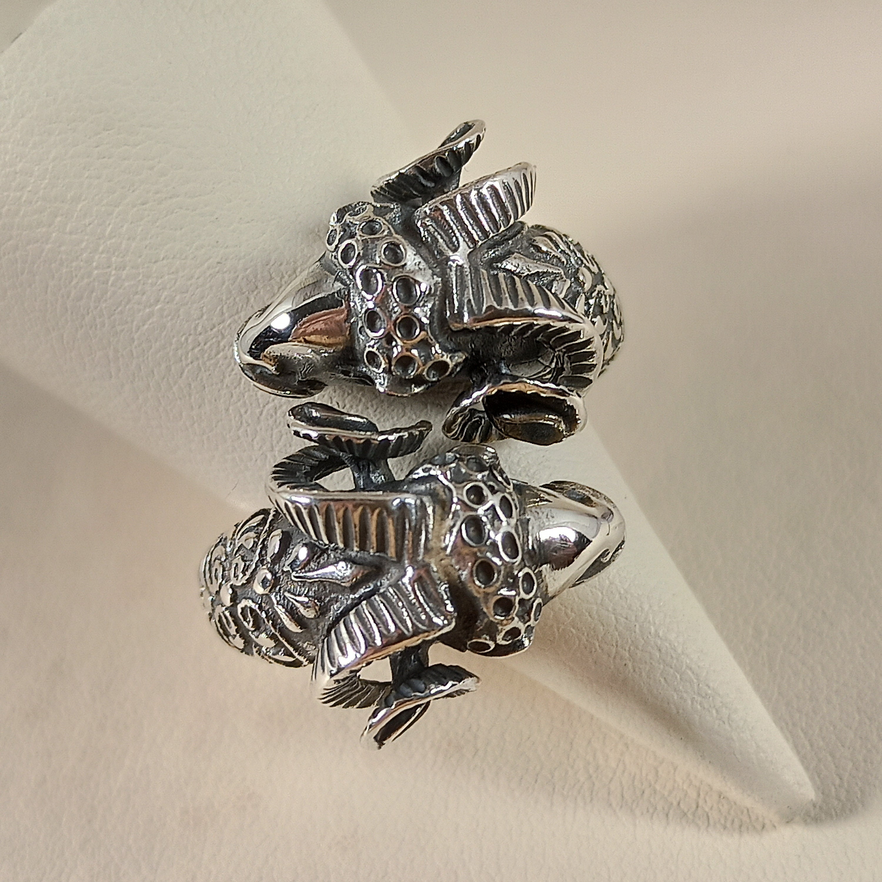Ram Heads Ring in Sterling Silver 925