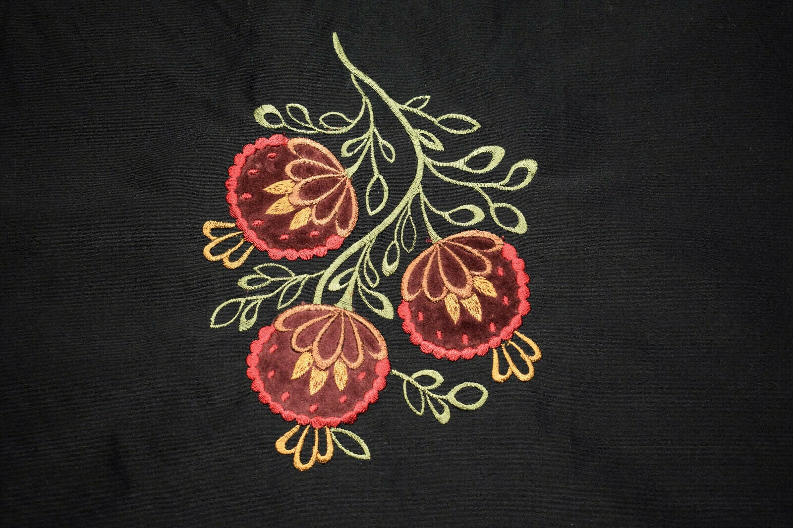 Silk Blend Beacon Hill Tennille Noir Black Embroidered Floral Drapery Fabric 54 U64