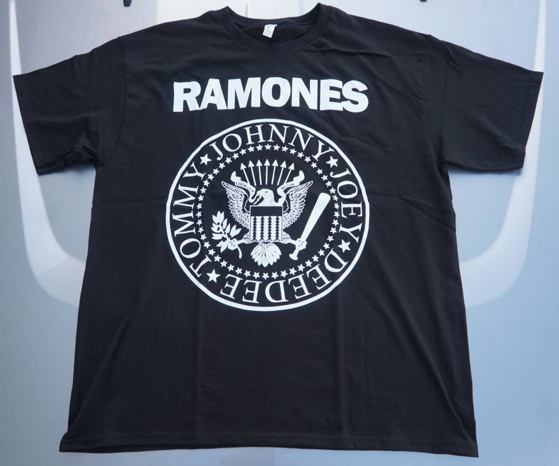 Ramones Vintage Graphic Tee
