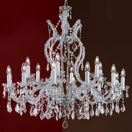 18-lamppuinen Maria Theresia -kristallikattokruunu