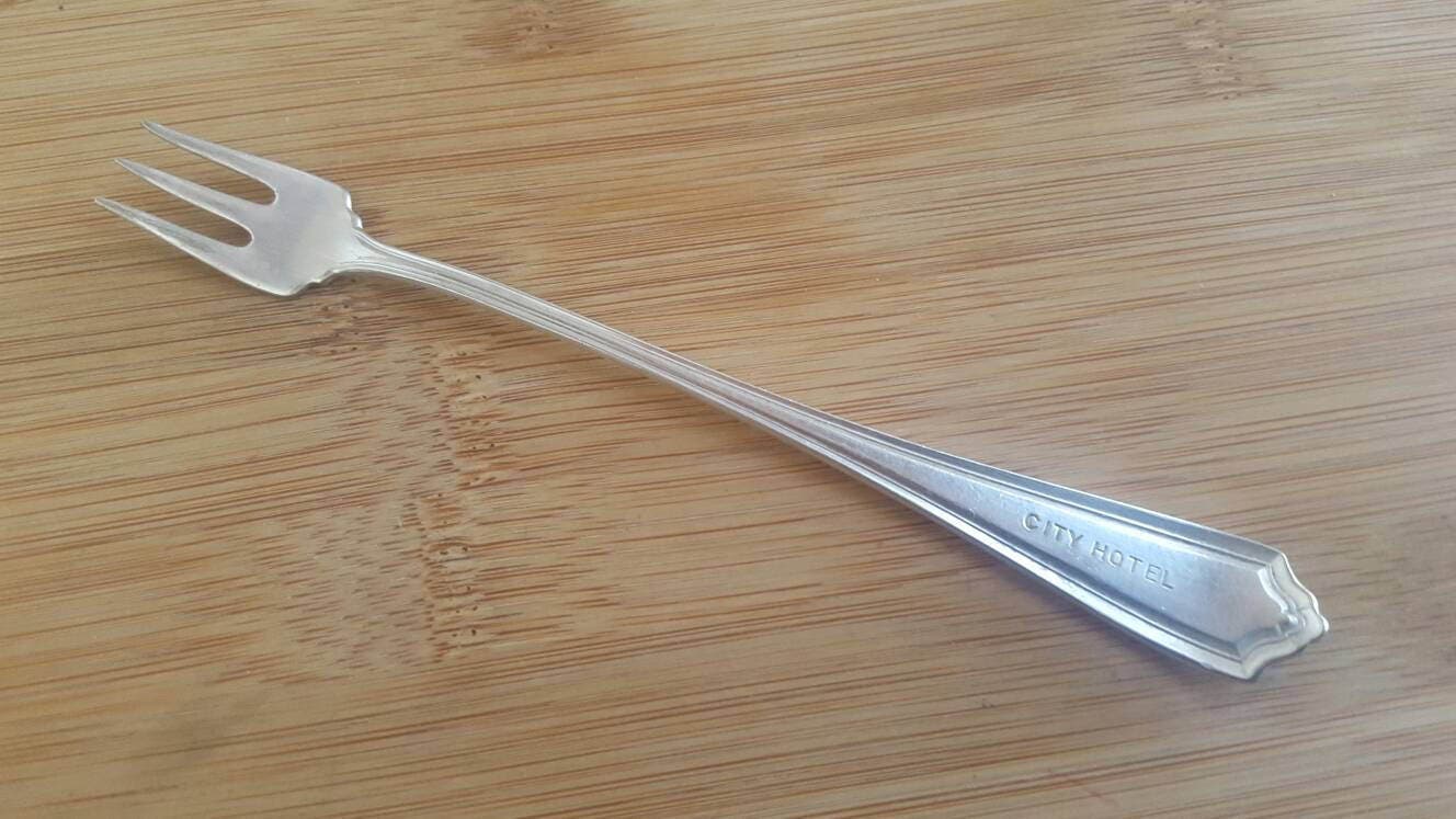 Vintage Collectible City Hotel Seafood/Cocktail Fork By Sl Gh Rogers Silver