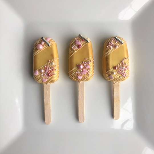 Buy Gold Cakesicles online