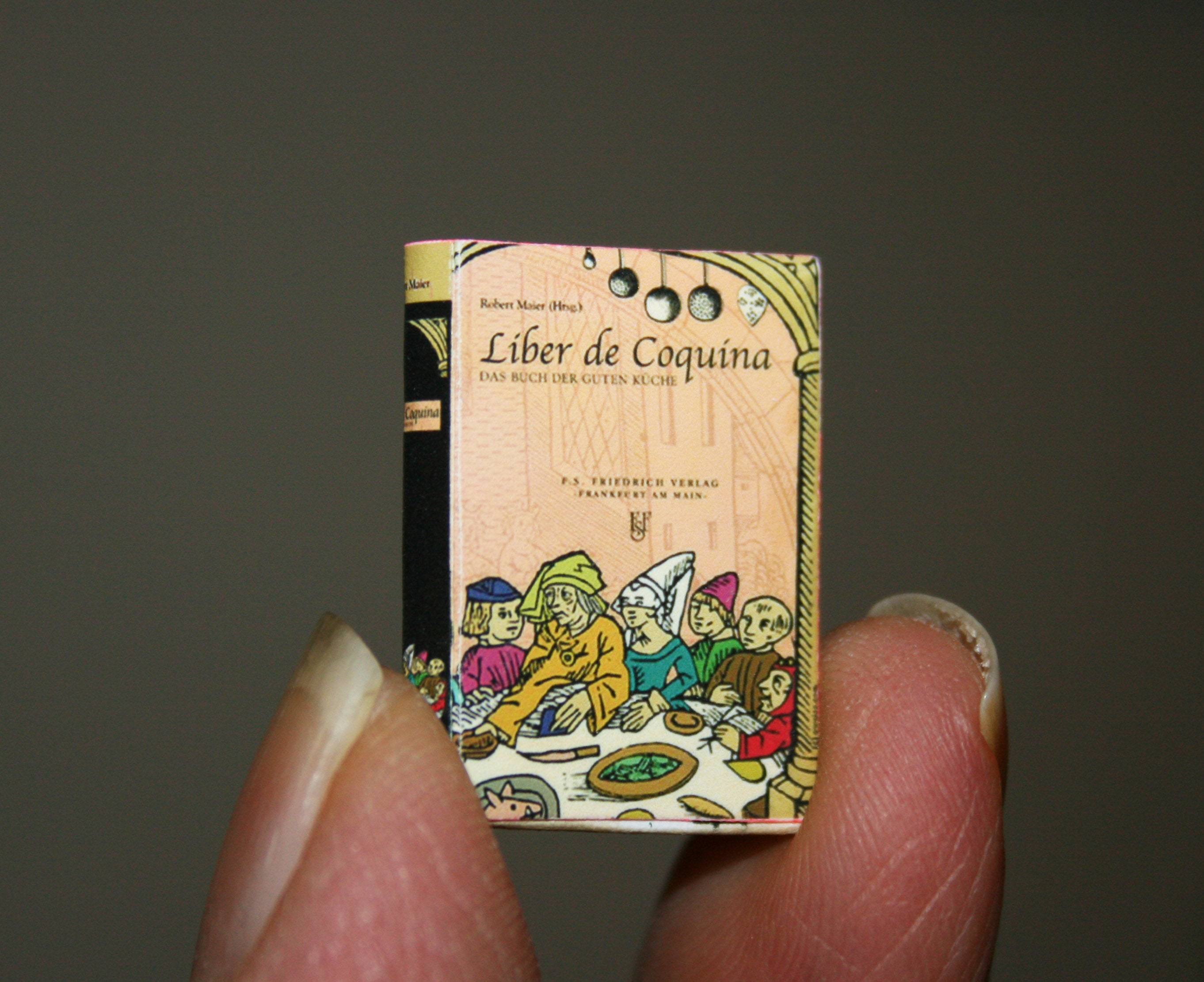Dollhouse Miniatures Cook Book - Artisan Handmade Miniature in 12Th Scale. From Cosediunaltromondo Italy"