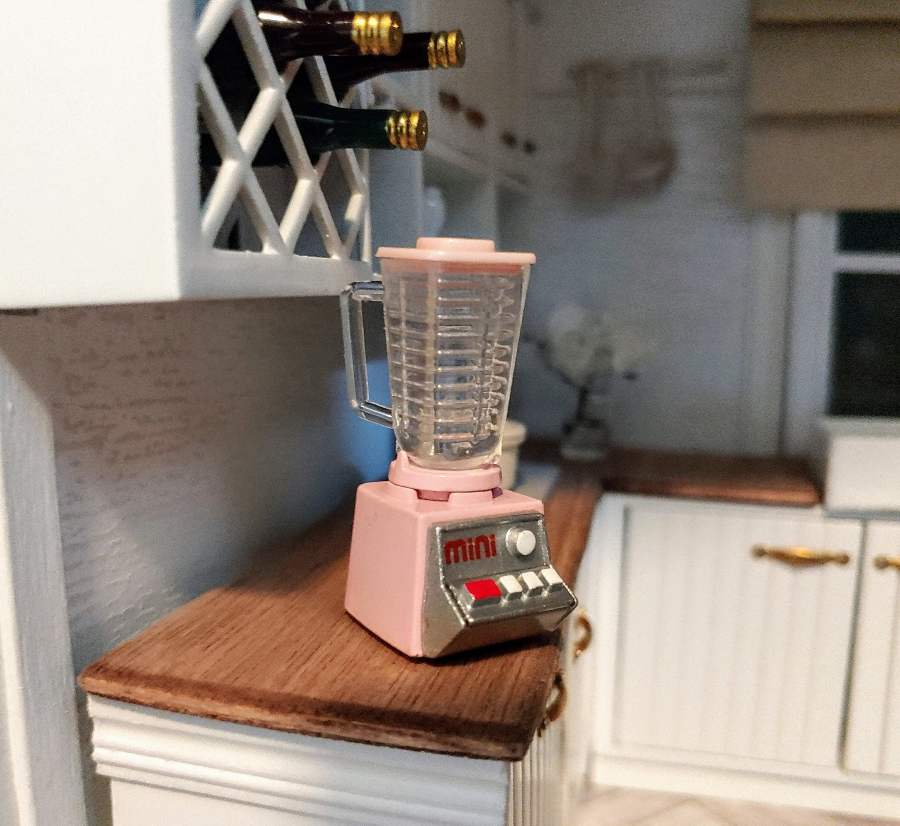 112 Mini Pink Blender | Miniature Kitchen Appliance Dollhouse Roombox Farmhouse