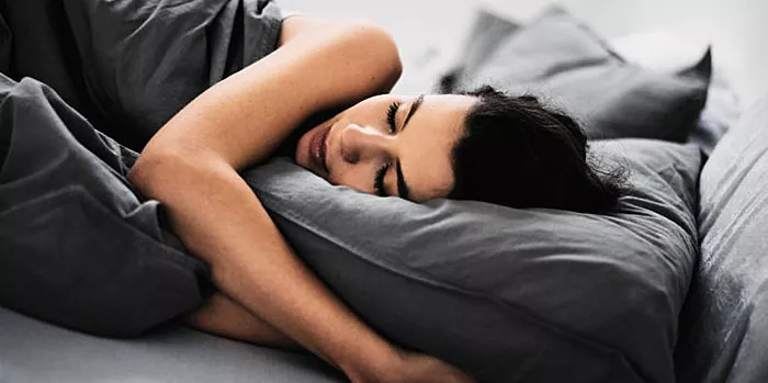 Dimentica gli allarmi: la mancanza di sonno porta ad un aumento di peso