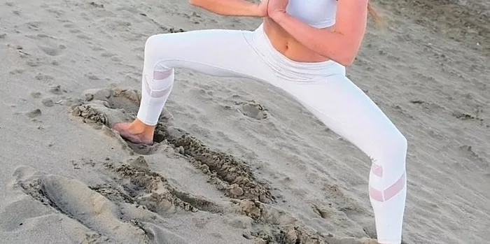 Kendall Legs: Exercițiu ghemuit pentru șolduri frumoase