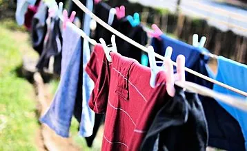 Parhaat kemialliset ja kodin korjaustoimenpiteet vaatteiden ruosteen torjumiseksi