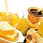 عسل در شانه ها: فواید یک محصول طبیعی ، استفاده و ذخیره آن