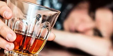 נורופן ואלכוהול: מדוע השילוב שלהם מסוכן?