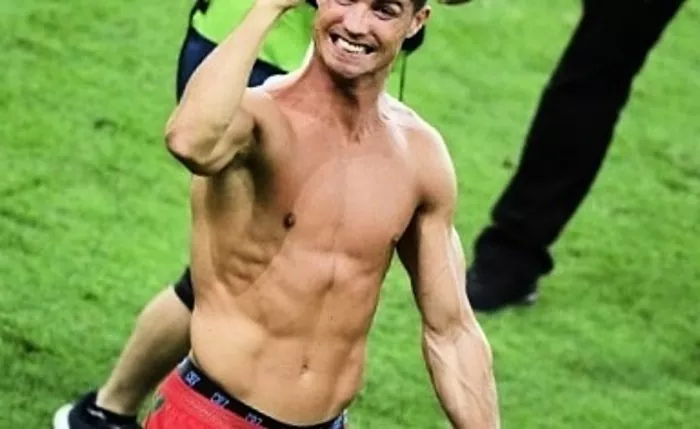 Cristiano Ronaldos Körper ist nur 7% fett. Wie hat der Fußballer das erreicht?