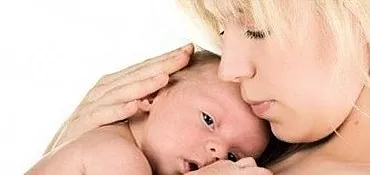 تشنج در نوزادان: علائم اصلی و درمان