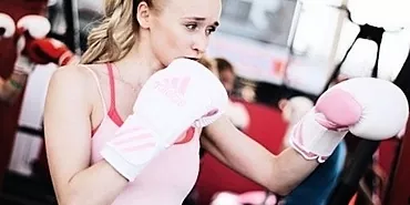 Boxing for beginners: how to master basic techniques at home